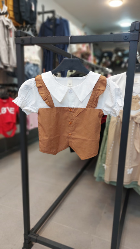 بلوز ودامن
